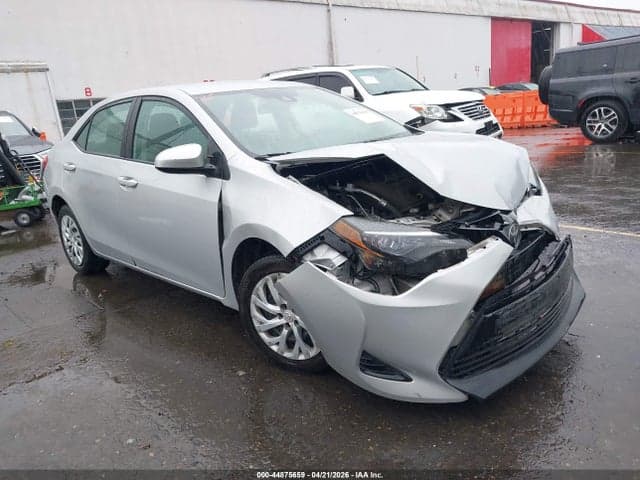 2017 TOYOTA COROLLA LE 1