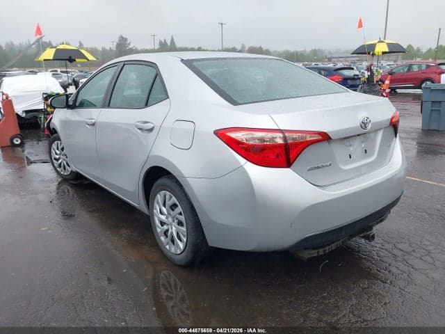 2017 TOYOTA COROLLA LE 3