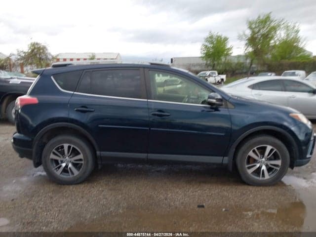 2017 TOYOTA RAV4 XLE 13