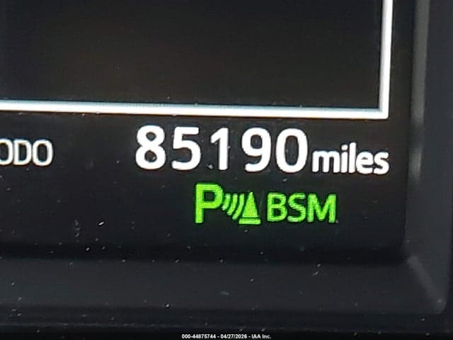 2017 TOYOTA RAV4 XLE 15