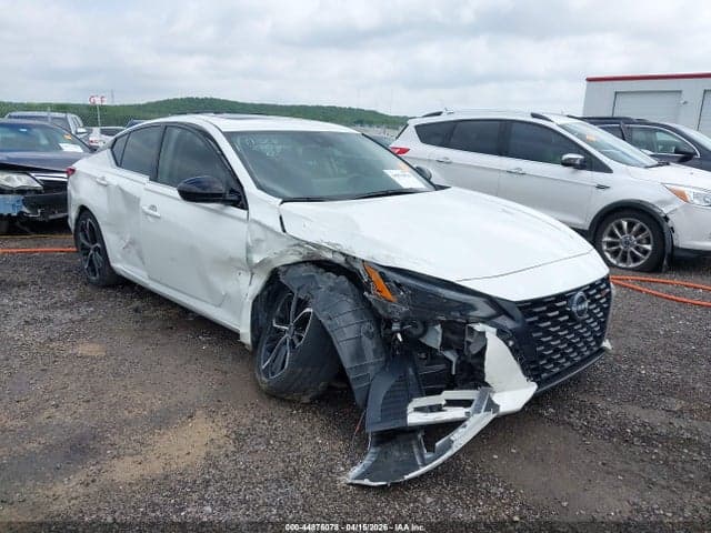 2023 NISSAN ALTIMA SR FWD 6