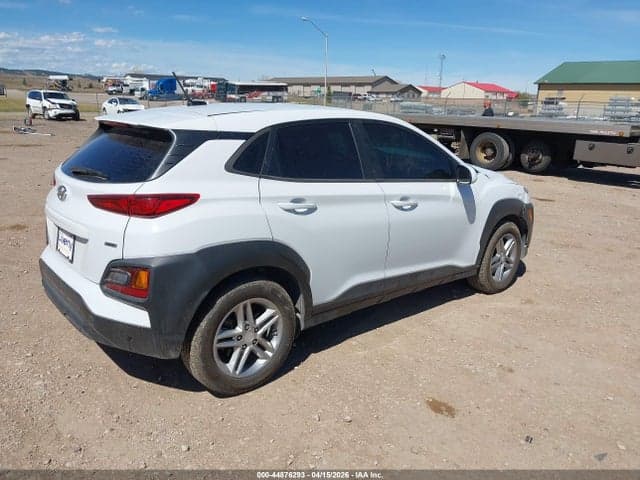 2020 HYUNDAI KONA SE 4