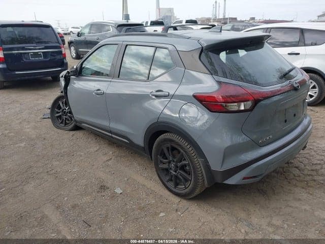 2023 NISSAN KICKS SR XTRONIC CVT 3