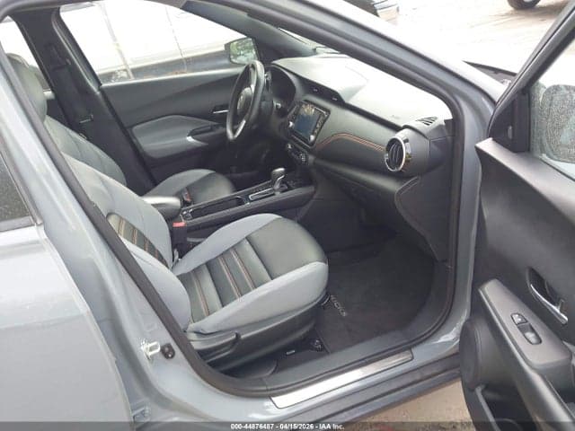 2023 NISSAN KICKS SR XTRONIC CVT 5