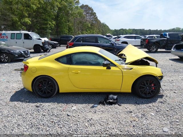 2017 SUBARU BRZ SERIES. YELLOW 14