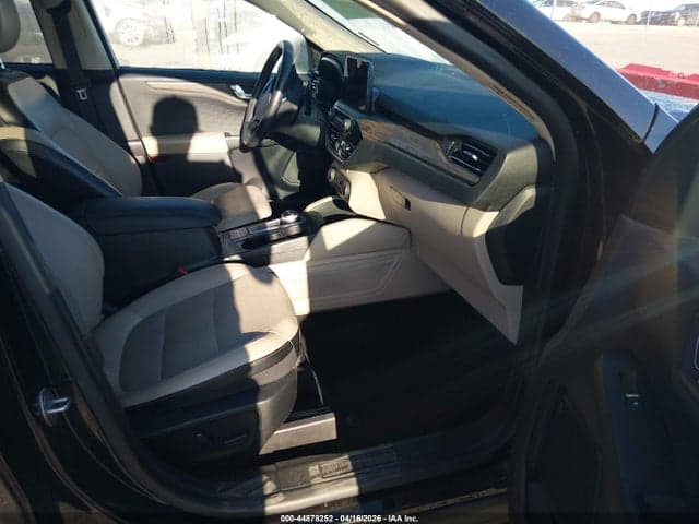 2020 FORD ESCAPE TITANIUM 5