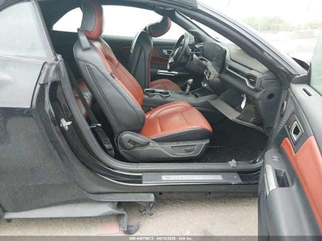 2024 FORD MUSTANG ECOBOOST PREMIUM 5