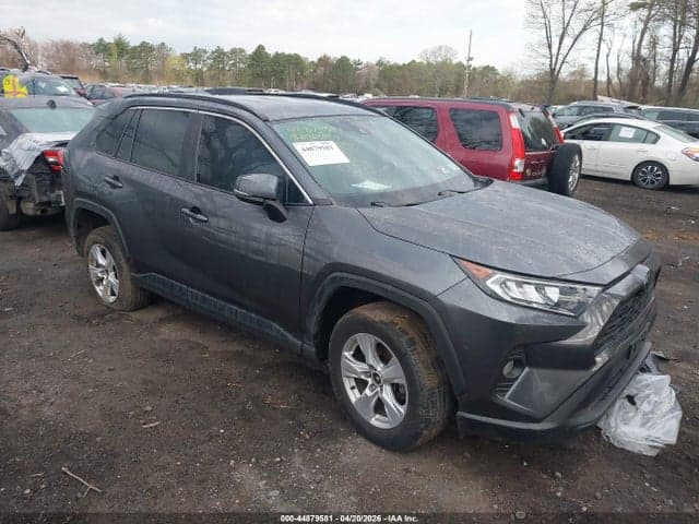 2020 TOYOTA RAV4 XLE - 1