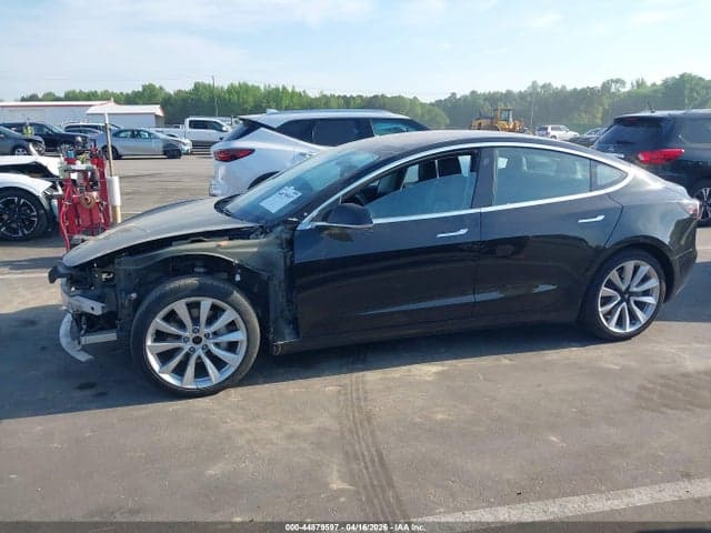 2018 TESLA MODEL 3 LONG RANGE/PERFORMANCE 13