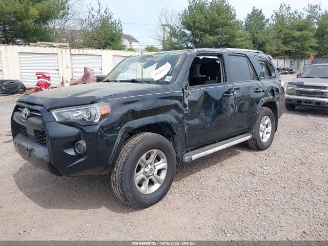 2021 TOYOTA 4RUNNER SR5 2