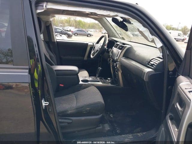 2021 TOYOTA 4RUNNER SR5 5
