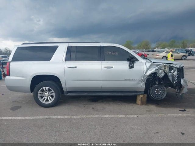 2018 CHEVROLET SUBURBAN LT 13