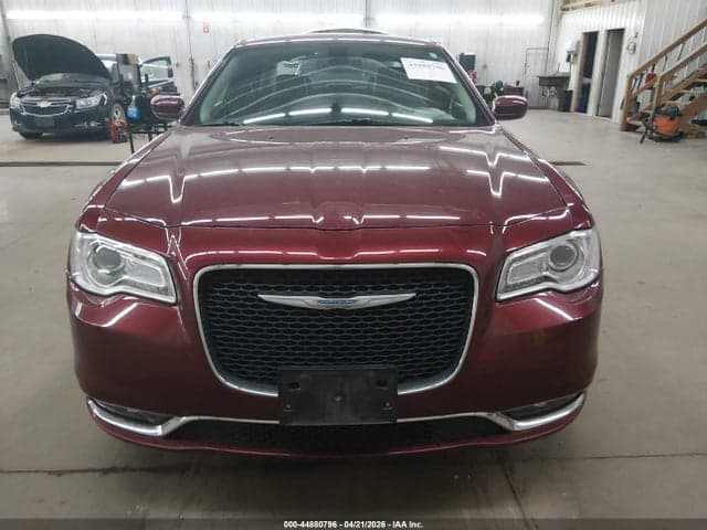 2017 CHRYSLER 300 LIMITED AWD 13