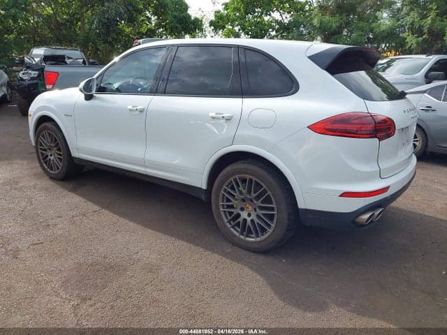 2017 PORSCHE CAYENNE E-HYBRID 3