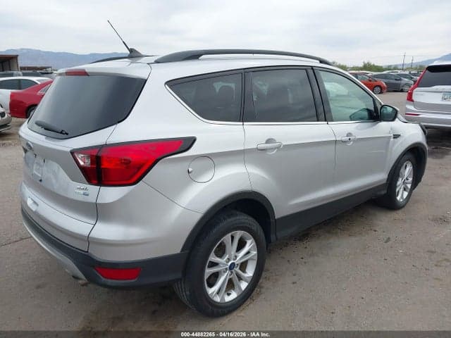 2019 FORD ESCAPE SEL 4