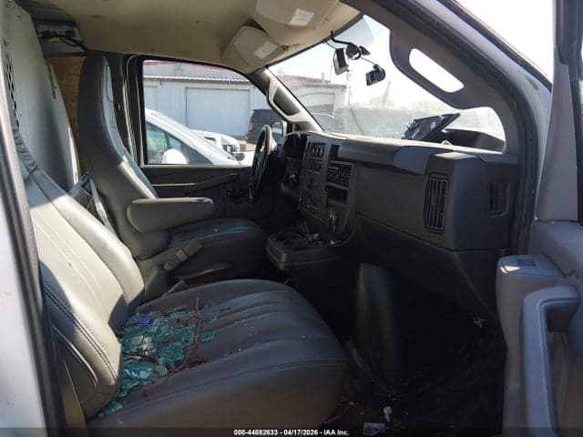 2023 GMC SAVANA CARGO RWD 2500 REGULAR WHEELBASE WORK VAN 5