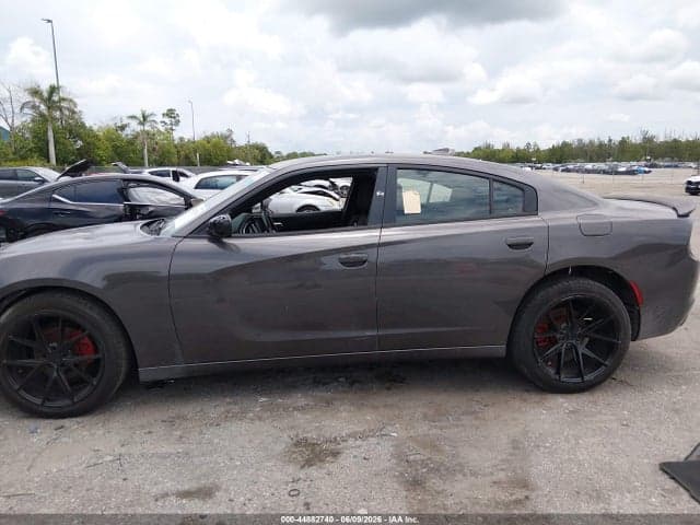2017 DODGE CHARGER SXT RWD 14