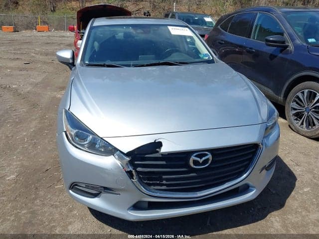 2018 MAZDA MAZDA3 TOURING 12