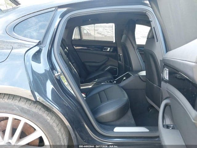 2022 PORSCHE PANAMERA 4/4 8