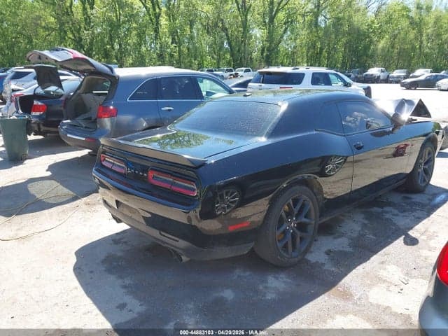 2019 DODGE CHALLENGER SXT 4
