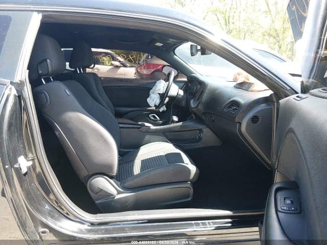 2019 DODGE CHALLENGER SXT 5