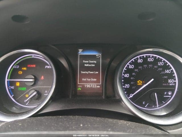 2020 TOYOTA CAMRY LE HYBRID 7