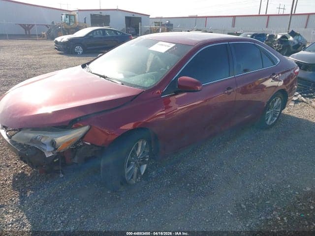 2017 TOYOTA CAMRY SE 2