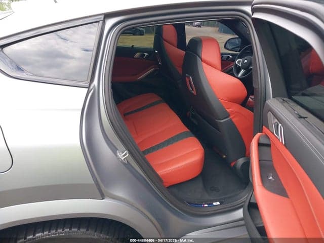 2025 BMW X6 M 8