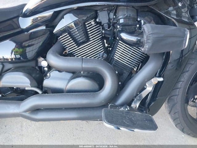 2018 SUZUKI VZR1800 8