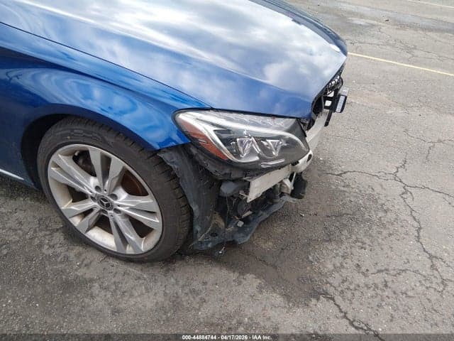 2018 MERCEDES-BENZ C 300 17