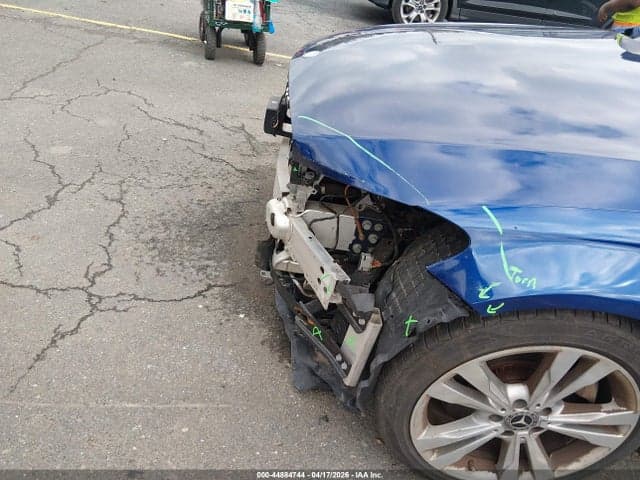 2018 MERCEDES-BENZ C 300 18