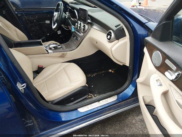 2018 MERCEDES-BENZ C 300 5