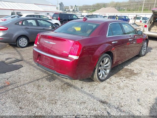 2018 CHRYSLER 300 LIMITED 4