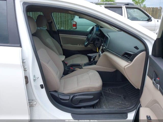 2019 HYUNDAI ELANTRA SEL 5