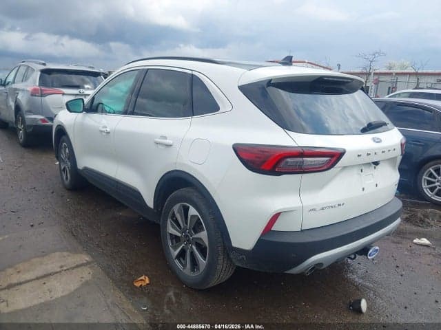 2024 FORD ESCAPE PLATINUM 3