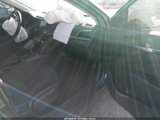 2020 HYUNDAI ELANTRA SEL 5
