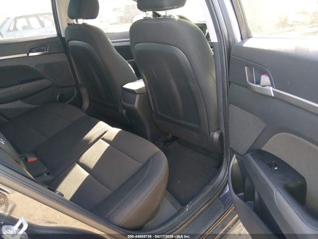 2020 HYUNDAI ELANTRA SEL 8