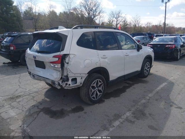 2023 SUBARU FORESTER PREMIUM 4