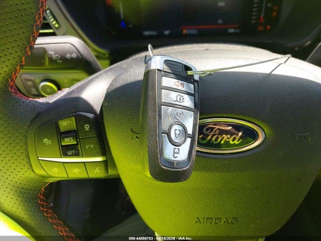 2024 FORD ESCAPE ST-LINE SELECT 11