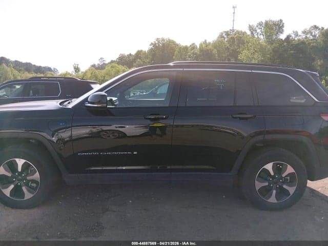 2024 JEEP GRAND CHEROKEE 4XE 14