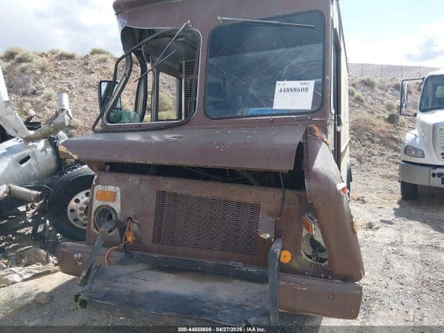 1981 GMC FORWARD CONTROL CHASSIS P3500 11
