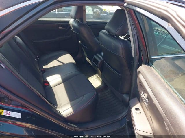 2017 TOYOTA CAMRY SE 8