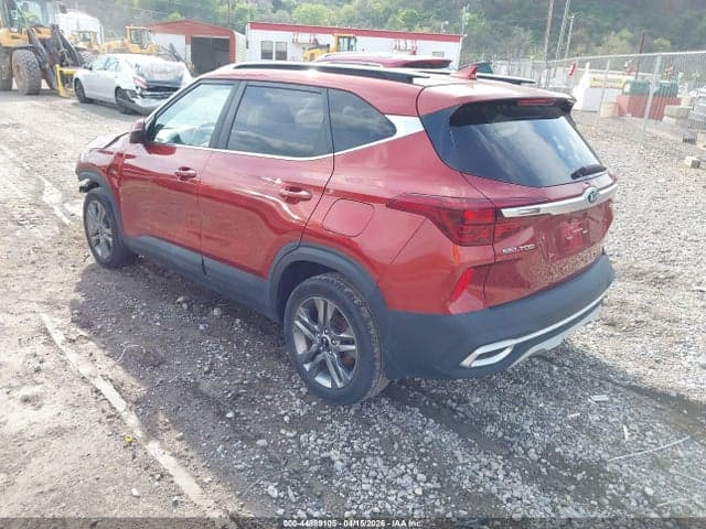 2021 KIA SELTOS S 3
