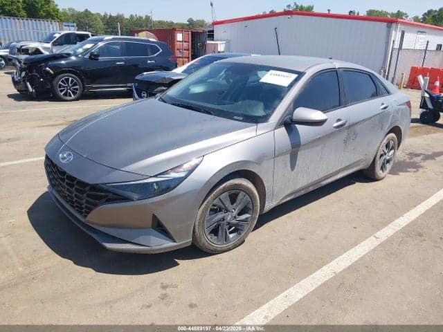 2022 HYUNDAI ELANTRA SEL 2