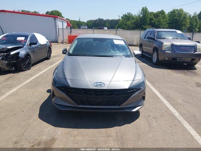 2022 HYUNDAI ELANTRA SEL 12