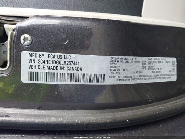 2020 CHRYSLER VOYAGER LXI 9