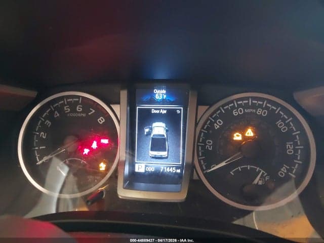 2020 TOYOTA TACOMA SR5 V6 7