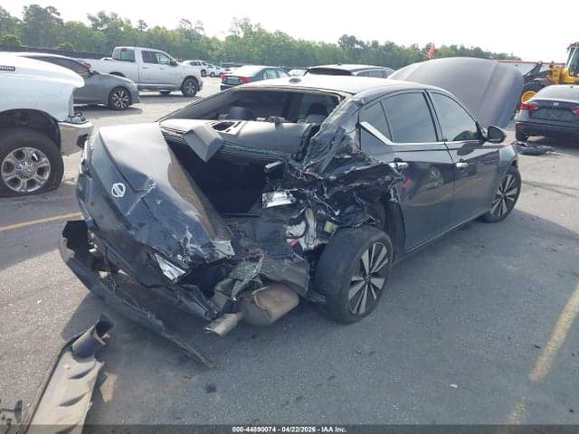 2020 NISSAN ALTIMA SL FWD 6