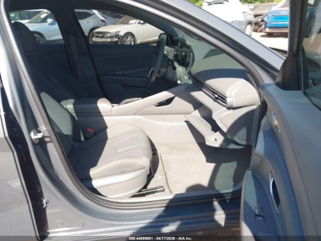 2024 HYUNDAI ELANTRA SEL 5