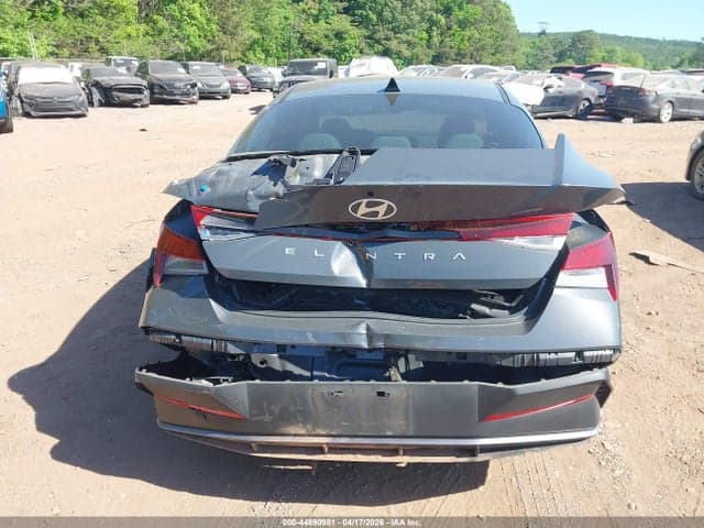 2024 HYUNDAI ELANTRA SEL 6